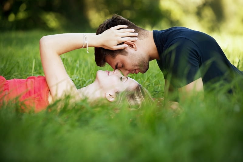 10 Formas De Hacer A Tu Esposo Feliz (¡Y A Tu Matrimonio Más!)
